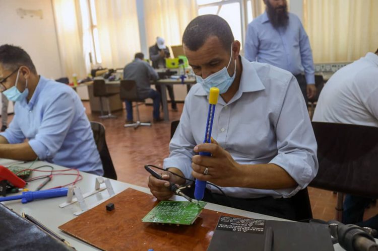 أختتام الدورة التدريبية لفنيي شركة الخليج العربي للنفط