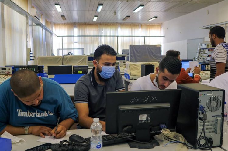 أختتام الدورة الأولى من البرنامج التدريبي للمتحكم المنطقي المبرمج PLC