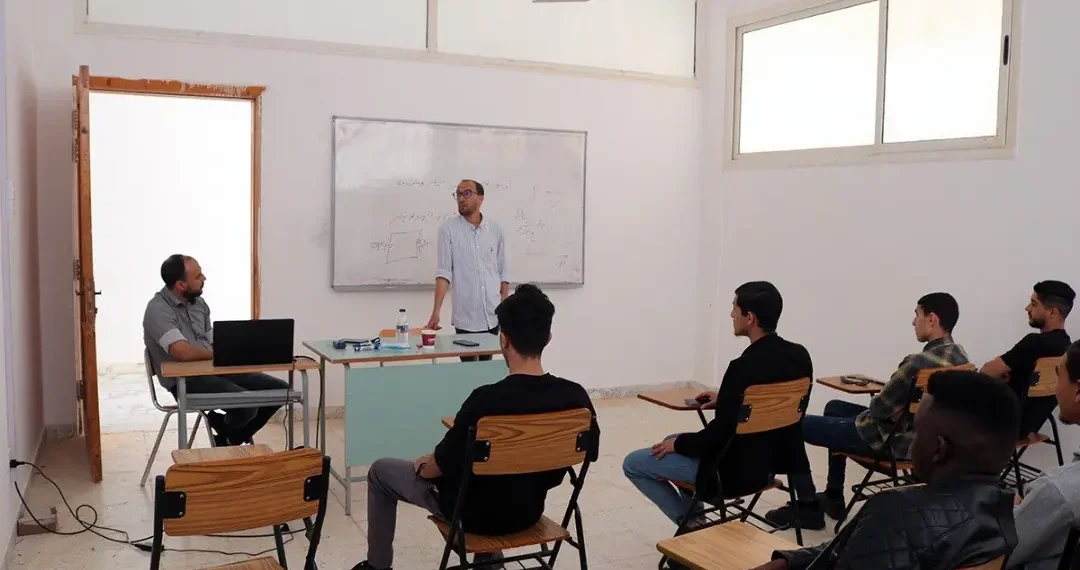 انطلاق الدورة التدريبية الأولى لتركيب وتشغيل منظومات الطاقة الشمسية