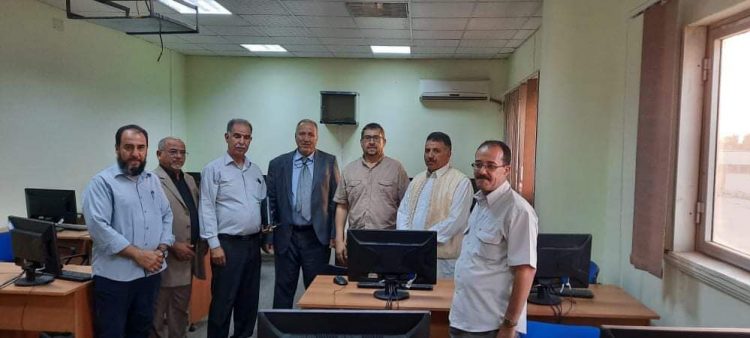 وزير التعليم التقني والفني يتفقد المؤسسات التقنية الواقعة بمدينة بنغازي