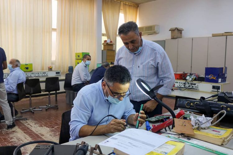 أختتام الدورة التدريبية لفنيي شركة الخليج العربي للنفط
