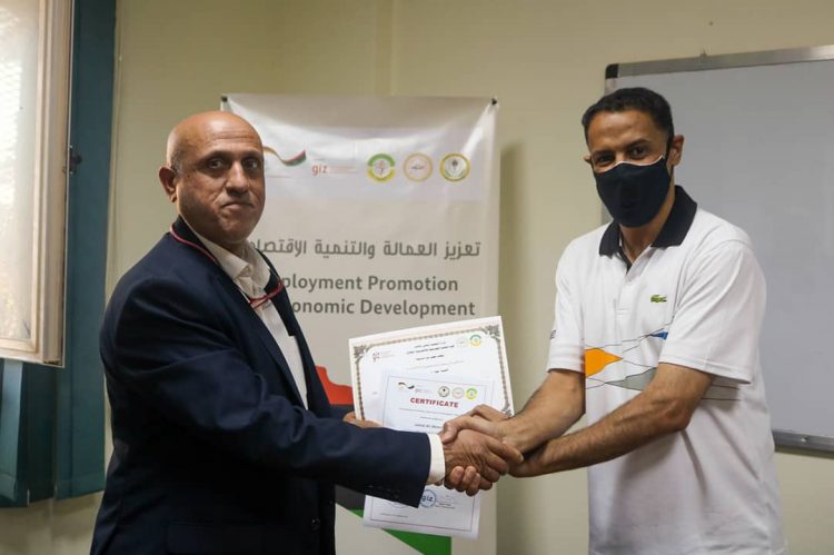 أختتام الدورة الثالثة من البرنامج التدريبي للتوجيه والارشاد المهني