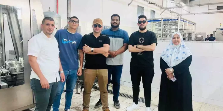 زيارة ميدانية لطلاب قسم تقنية التحكم الآلي إلى مصنع الريحان للمواد الغذائية